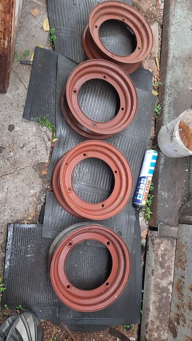 Продам диски колес на заз,новые.