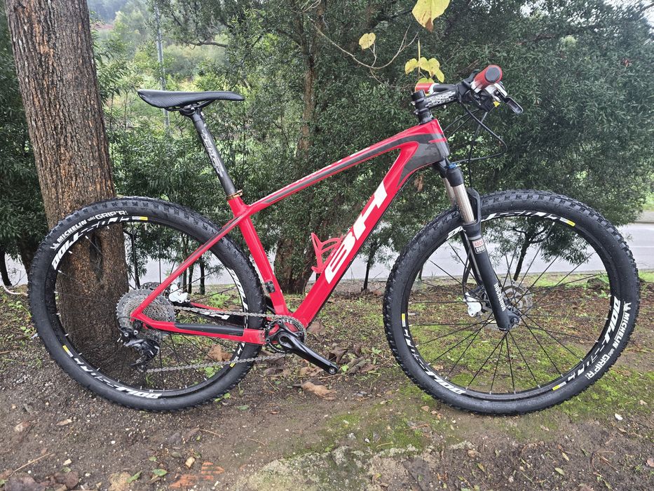 Bh 29 carbono m barataa