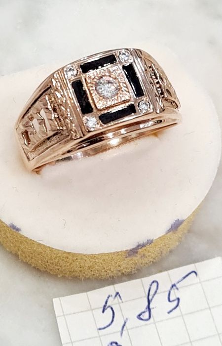 Продам золотые мужские печатки