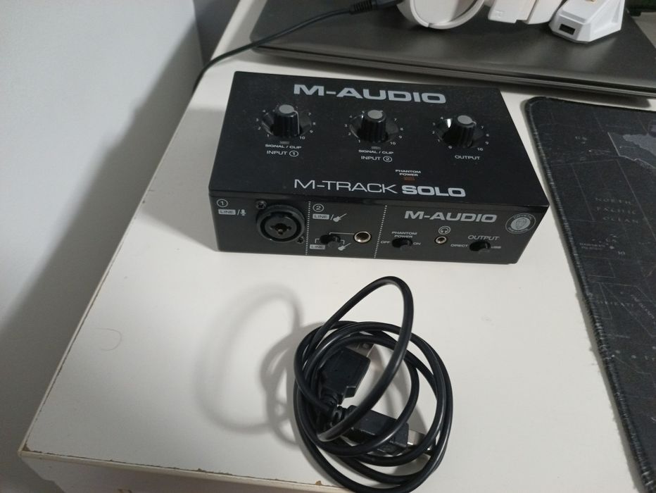 Amplificador Carlsbro 150W + interface de Som M-Audio M-Track Solo (com cabo)