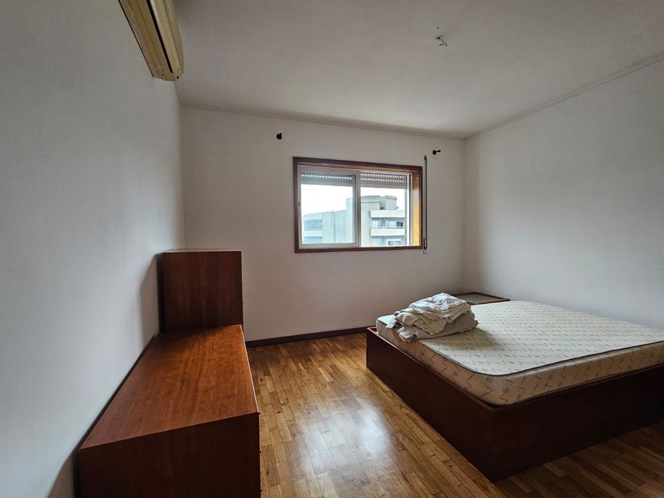 Apartamento T2 para Arrendamento, Águas Santas