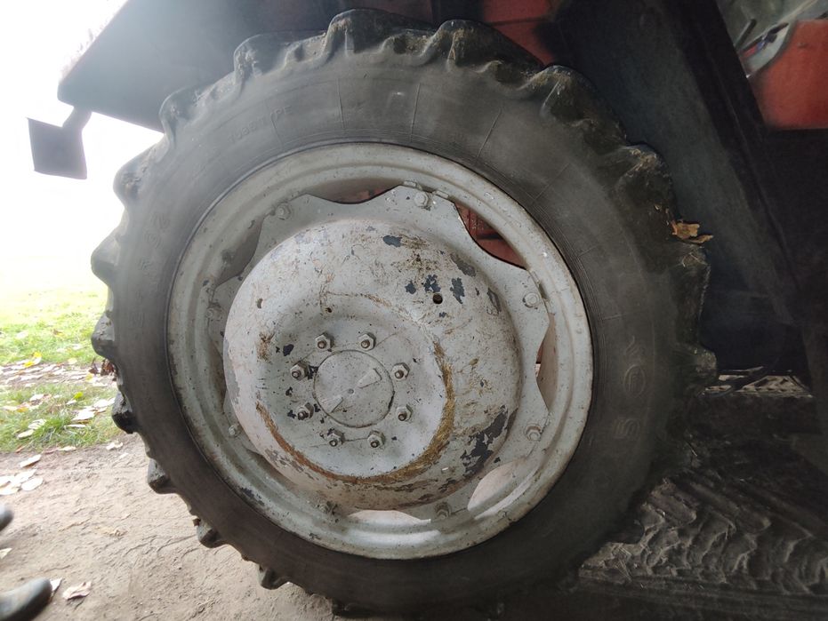 Sprzedam opony 12..4 r32