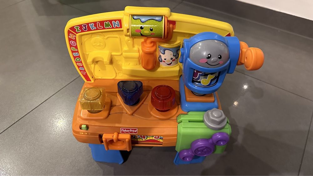 Warsztat sensoryczny fischer price