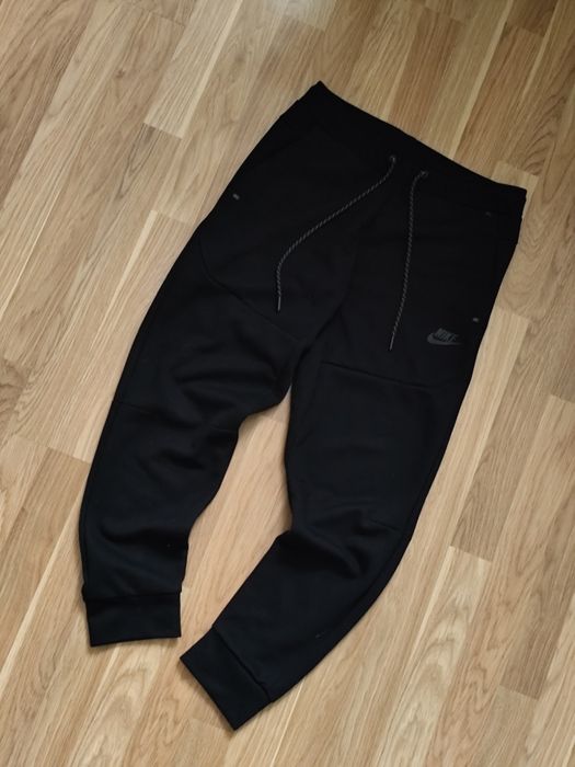 Штани nike tech fleece
