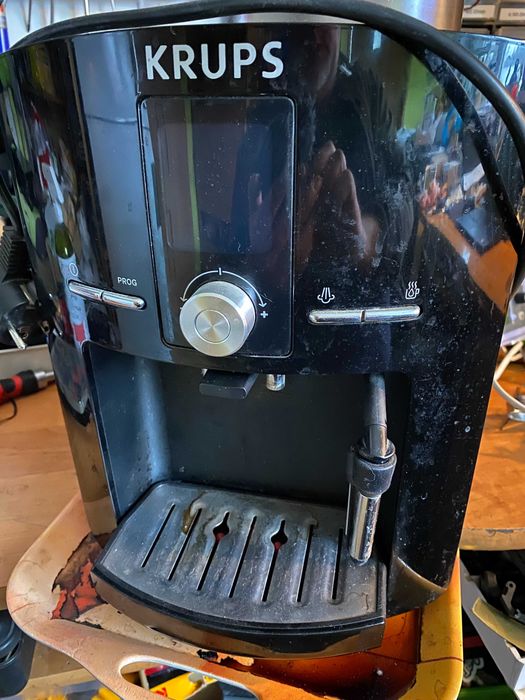 KRUPS EA8250 - uszkodzony