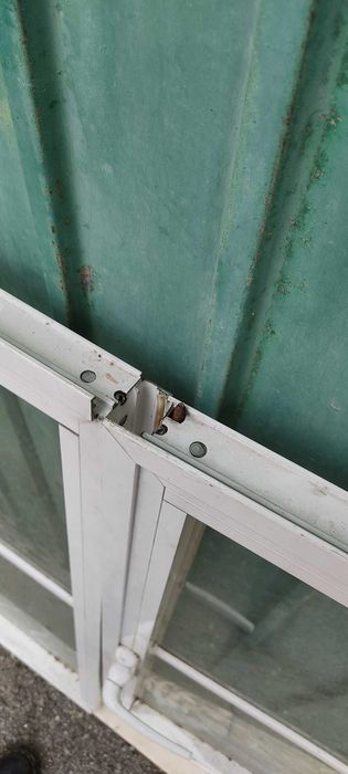 Janelas de Alumínio - Par !!(Descida de preço)!!