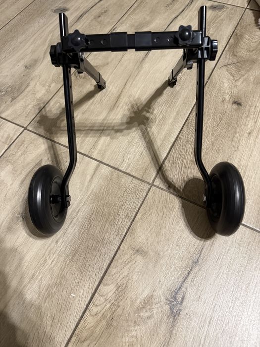 Wózek inwalidzki dla psów na tylne nogi