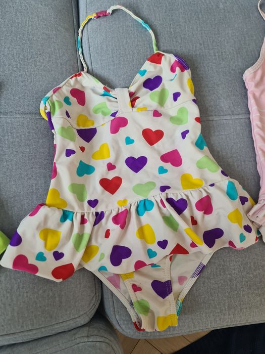 Stroje kąpielowe dla dziewczynki rozmiar 116–122