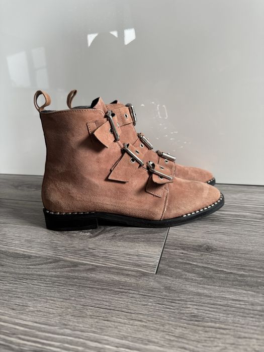Efektowne botki ze skóry Topshop 41