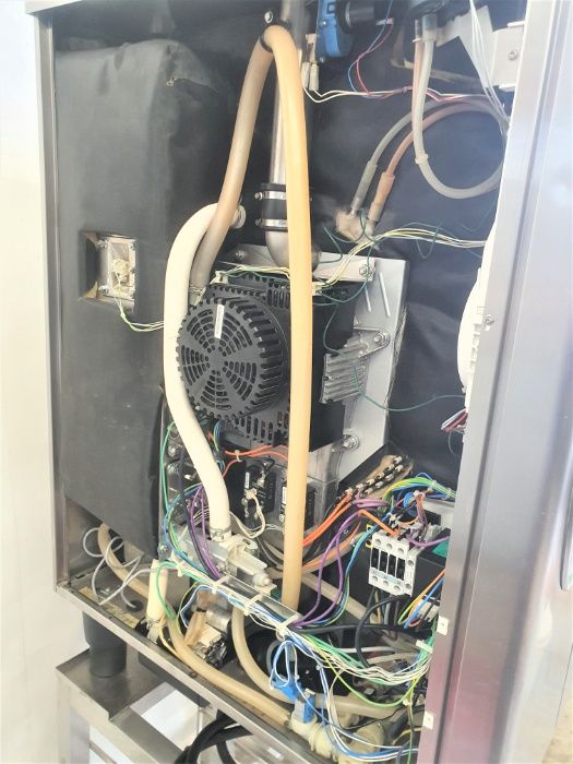 Piec konwekcyjno parowy RAtional SCC101 E