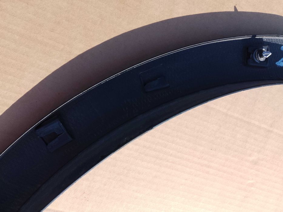 listwa nakładka błotnika VW ID.4 prawa tylna oryginał