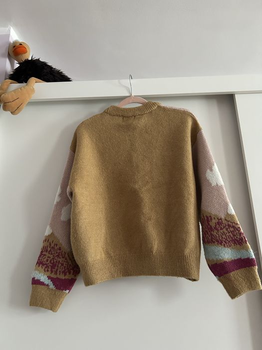 Sweter w chmurki Zara