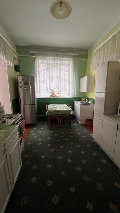 Продаж будинку в Лужанах