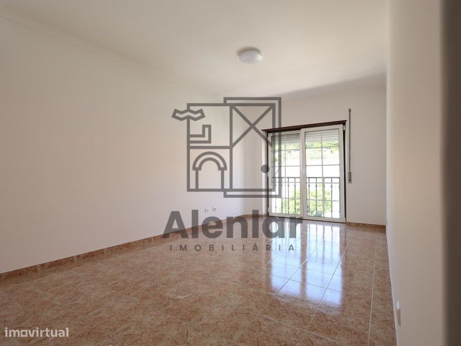 T2 no Centro de Alenquer