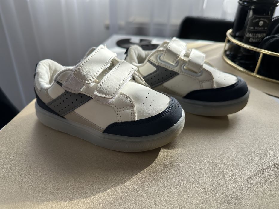 Buty dziecięce rozmiar 26