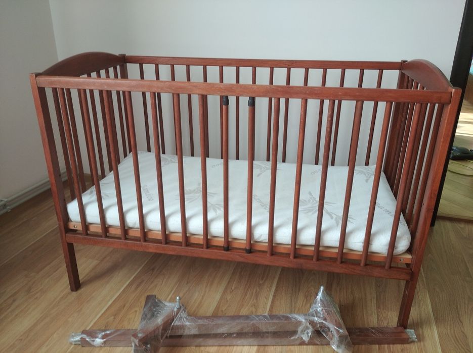 Колиска дитяча дерев'яна