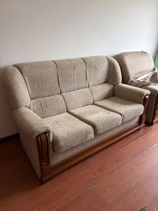 2 sofas em excelente estado