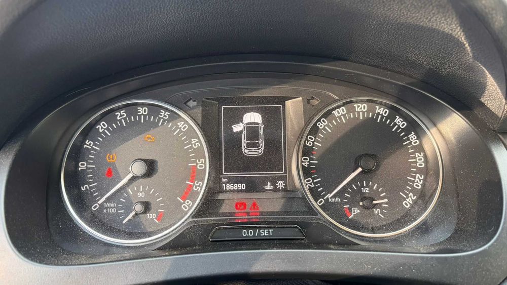 Skoda Rapid SW 1.4 TDI - Viatura para Peças