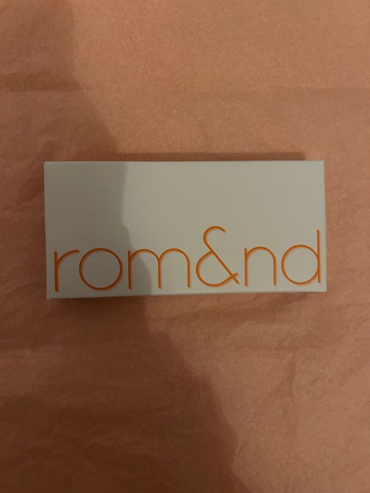 Rom&nd romand Better than palette 08 peach dahlia garden