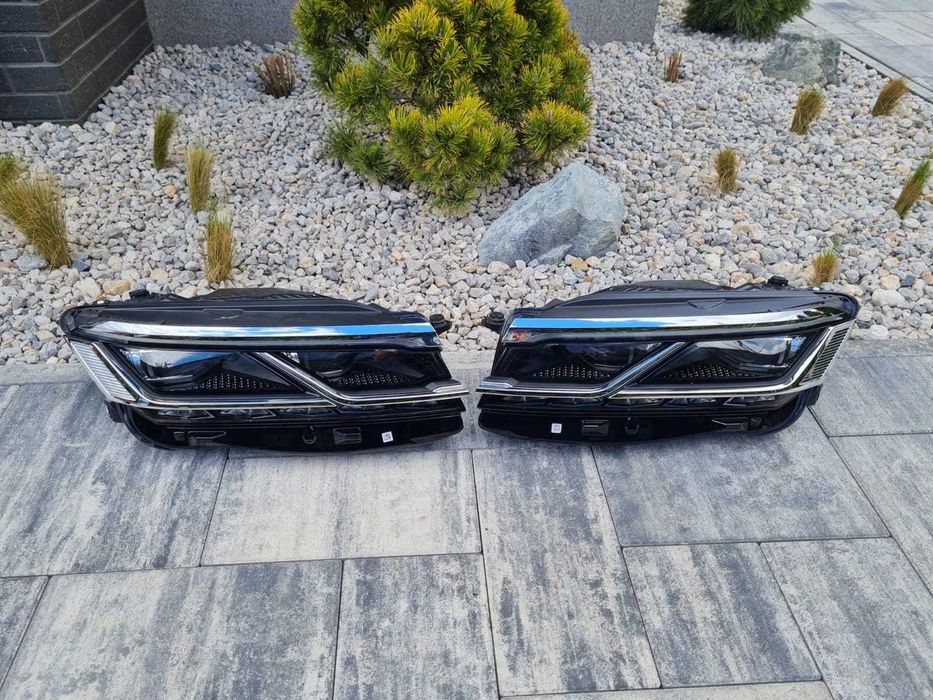 VW TOUAREG III 760 Фара Фари передні ліва права FULL LED MATRIX