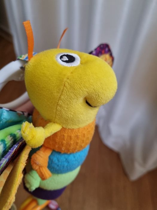 М'яка іграшка підвіска Lamaze метелик прорізувач