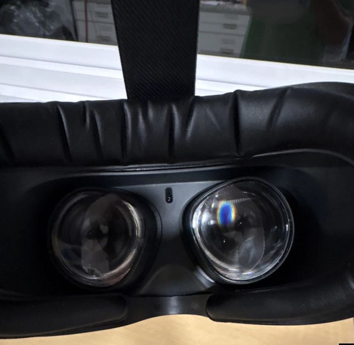 Окуляри віртуальної реальності Meta Oculus Quest 2 64 GB (