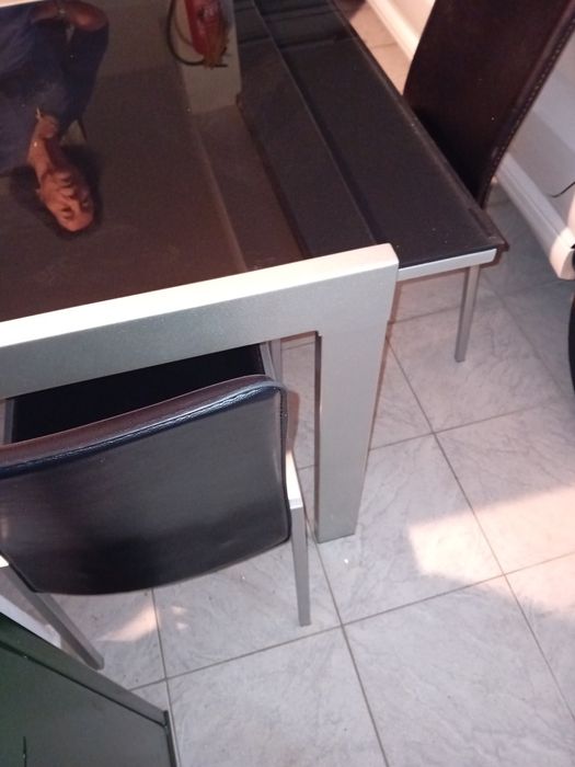 BAIXA PREÇO Mesa jantar e 6 cadeiras