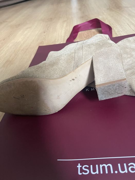 Продам очень сапоги Zara