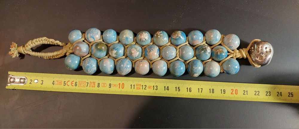 Bransoletka z kamieni