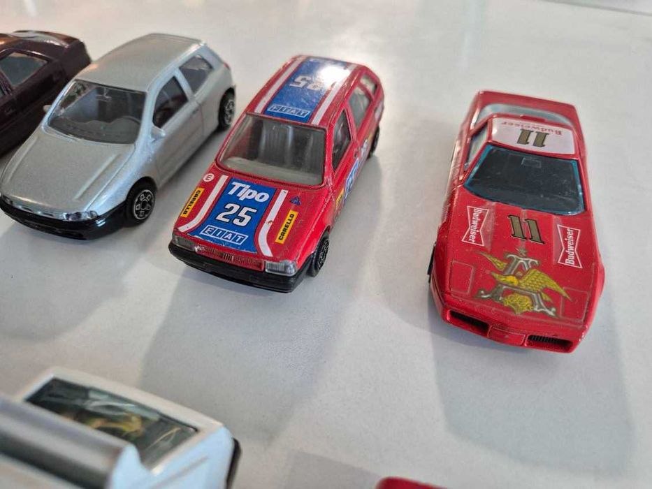 Burago auta, samochody skala 1:43, zestaw lub na sztuki