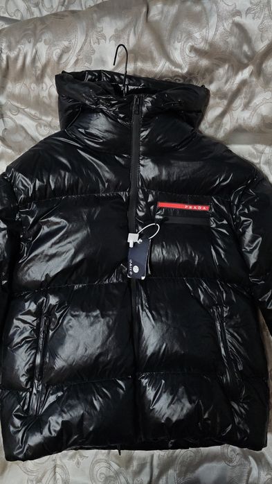 Зимняя куртка Prada