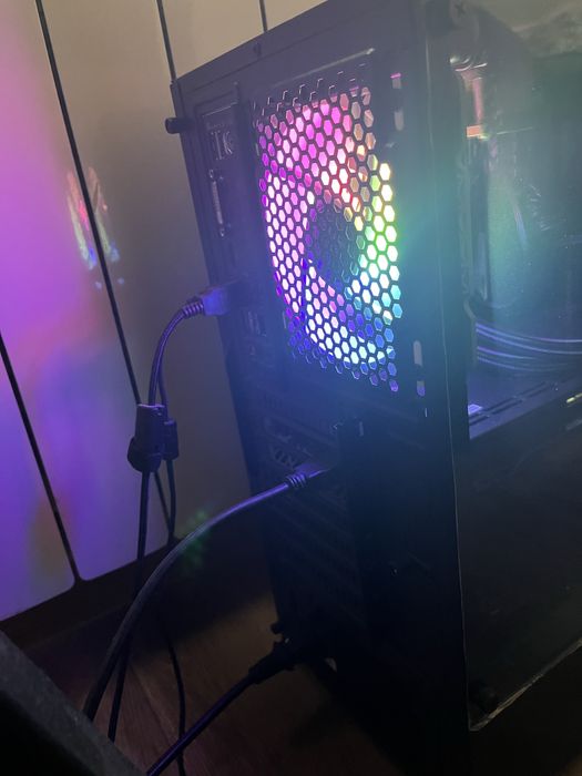 Kopmputer AMD Ryzen 7 5700X i RX 7800 XT 16GB  RAM DDR4 32GB 3600MHz
