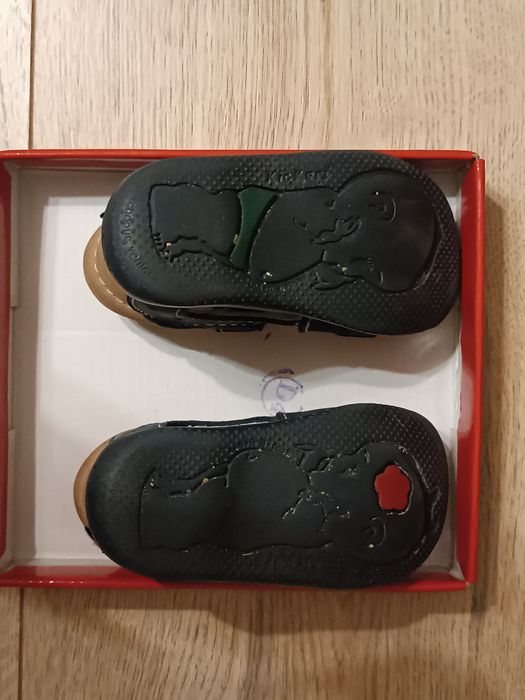 Sandały kickers r.19 niebieskie chlopiec