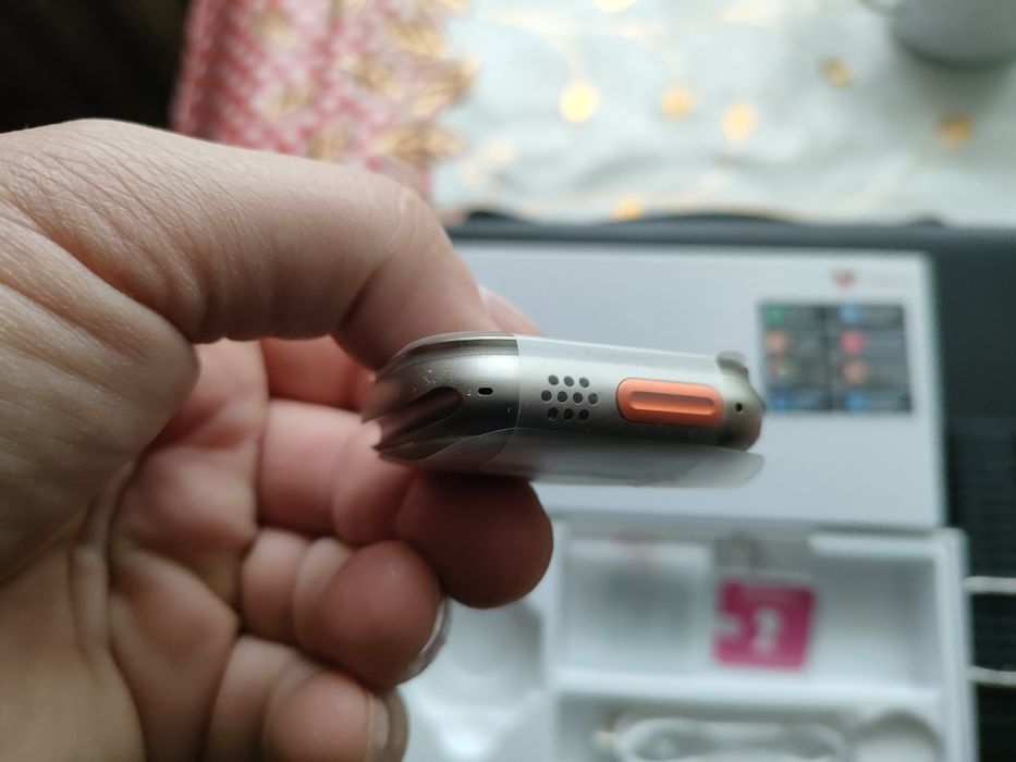 HK 10 Ultra 3.          .