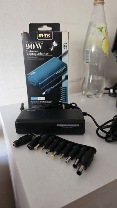 Fonte universal 90w 10 conectores