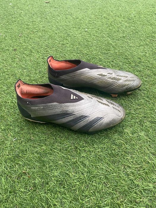 Chuteira Adidas Predator Elite