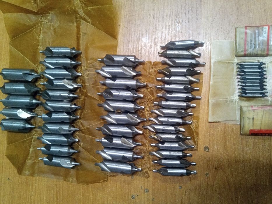 Nakiełki nawiertak nowe PRL różne do 25 mm