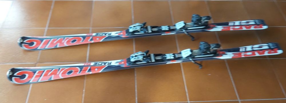 Skis adulto Atomic Race SL11