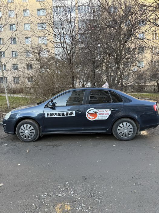 Автоінструктор Львів Автомат приватні уроки водіння