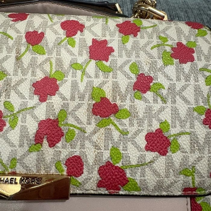 Michael Kors Jade Shoulder Bag