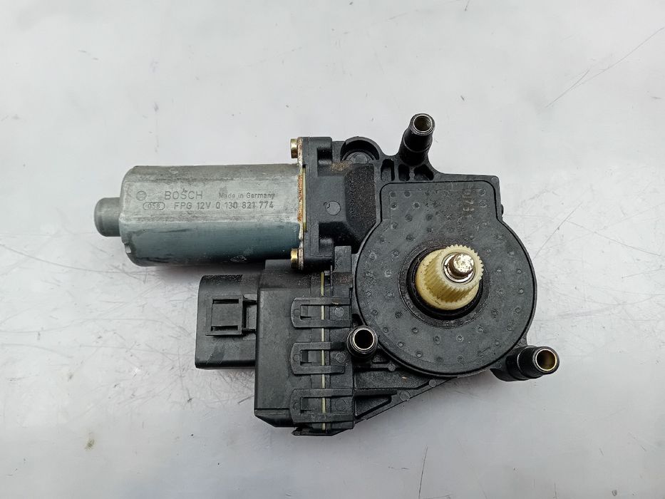 Motor vidro frente direito AUDI A6 Avant (4B5, C5)