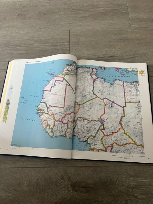 Atlas do Mundo e dos Descobrimentos