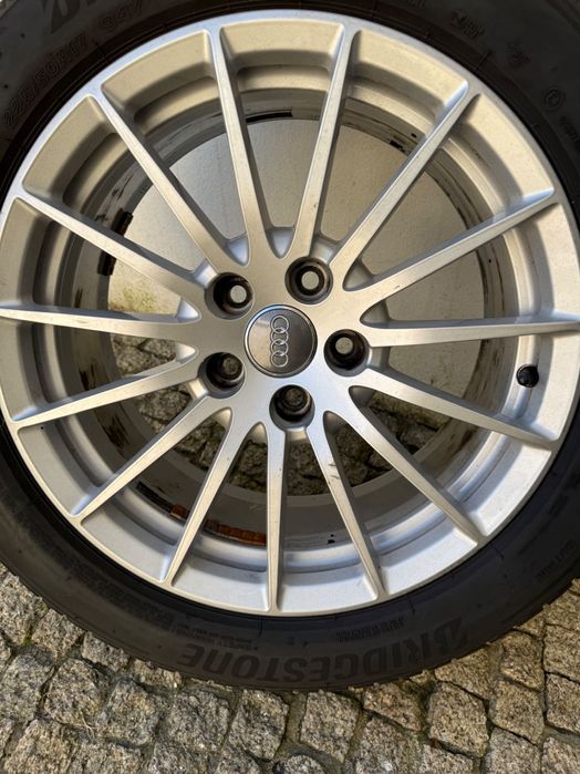 Jantes 17 Audi com pneus
