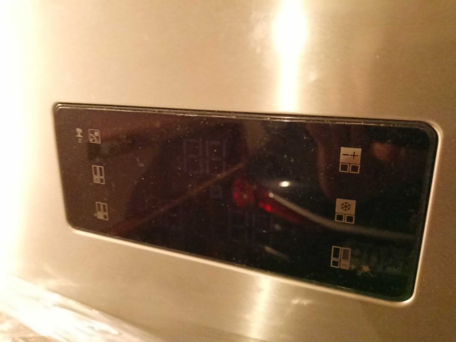 Lodówka Beko, FrenchDoor, noFrost, 90cm