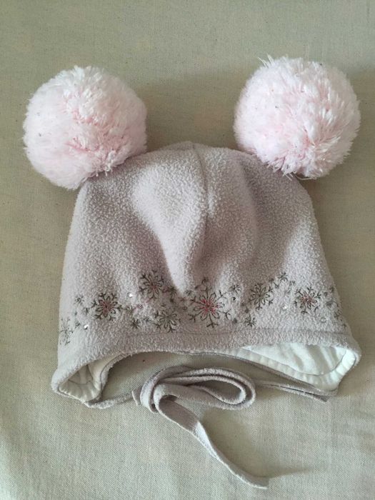 Демисезонная куртка, состояние новой, рост 74+шапка в подарок