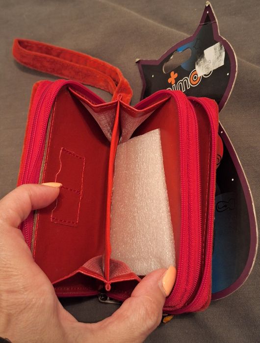 Porta-moedas/bolsa/carteira nova