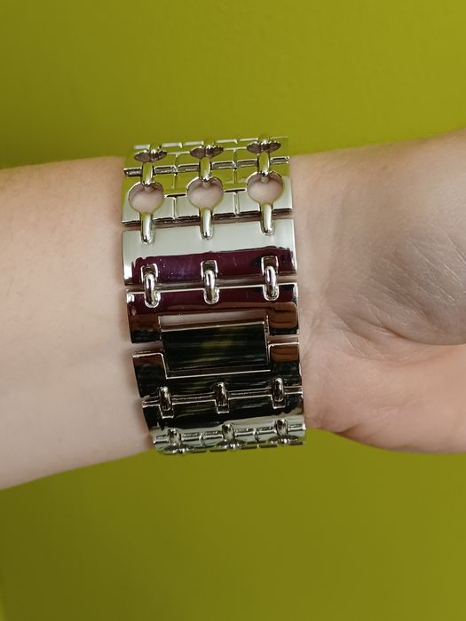 Zegarek damski AVON Aisha