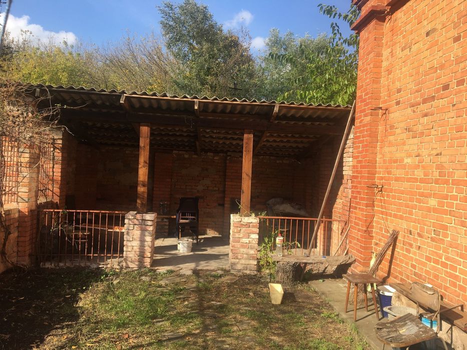 Будинок.Маєток.Будівля.Мотель.Гуртожиток.