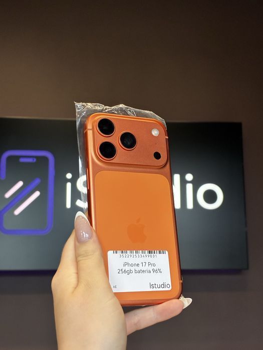 iPhone 17 Pro 256GB Kosmiczna pomarańcza - bateria 96% - gwarancja 12 mies. - rozliczenie starego iPhone’a