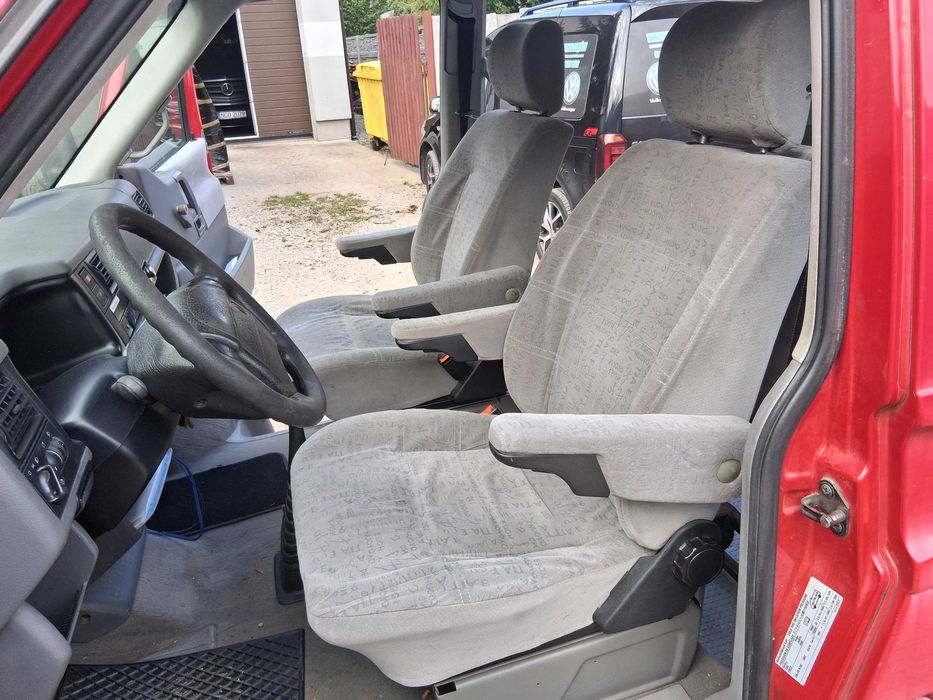 vw t4 multivan kompletne wnętrze ładny stan
